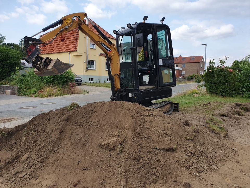 Gestellung Minibagger/Bagger  mit Fahrer ,Erdarbeiten in Preußisch Oldendorf