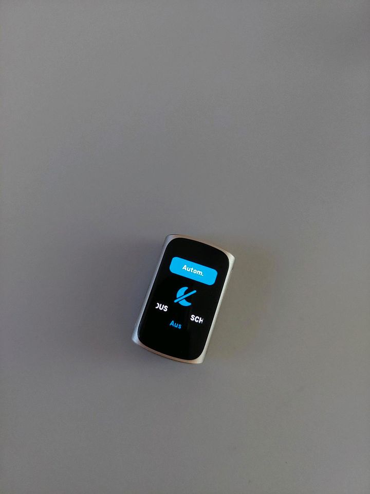 Fitbit Charge 5 ohne Zubehör in Emden