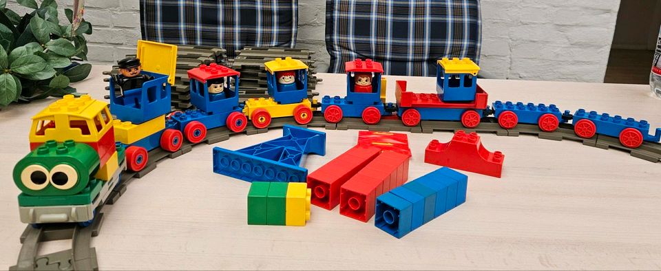 Duplo Lego Eisenbahn, 95 Teile in Hamburg