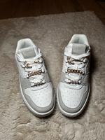 Karl Kani Sneaker mit Charms Berlin - Reinickendorf Vorschau