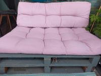 Palettensofa inklusive Sitz- und Rückenkissen rosa Nordrhein-Westfalen - Niederkassel Vorschau