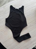 Pull&Bear schwarzer Body | Rippoptik | Gr. M | Trend Piece Nordrhein-Westfalen - Hilden Vorschau