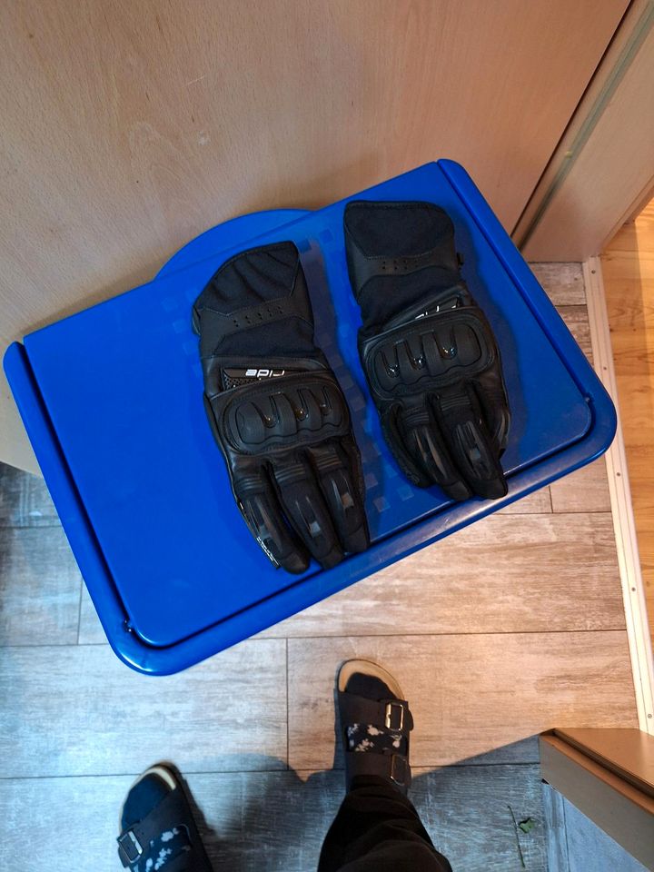 Motorrad Handschuhe in Dunzweiler