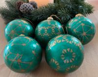 5 Fairtrade Weihnachtskugeln grün/gold Christbaum Kugeln Deko Nordrhein-Westfalen - Dinslaken Vorschau