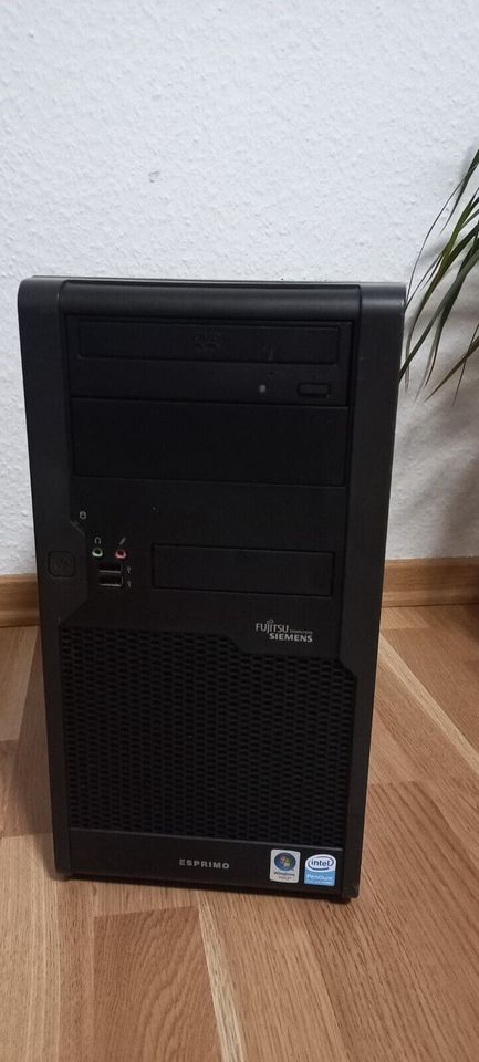 Win XP Intel 2 kerne E2220 2.4Ghz , 4Gb , HDD 160Gb , PC Win 10 in Hamburg