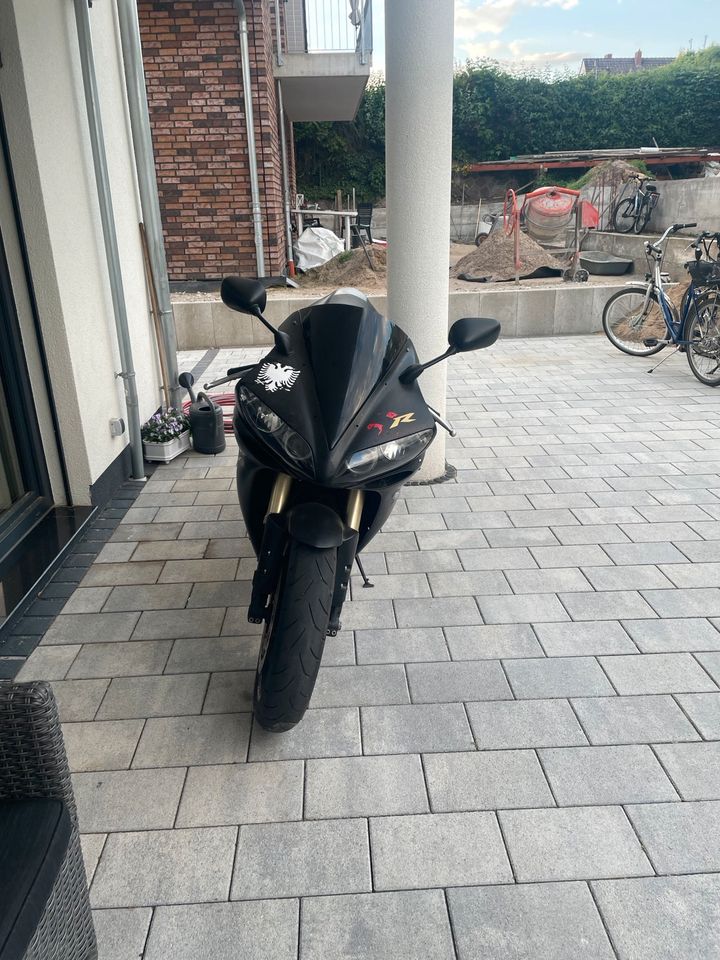Yamaha R1 Rn12 in Geesthacht