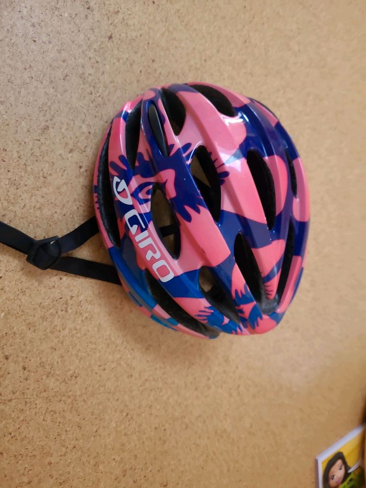 Giro Fahrradhelm für Kinder pink blau 50-57cm in Bruckberg bei Landshut