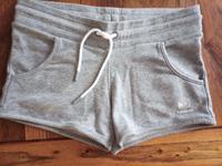 Reebok Shorts kurze Hose Damen Größe M 38 40 Mädchen Brandenburg - Strausberg Vorschau