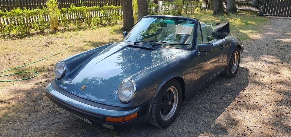 Porsche 911 3.2 Carrera Cabrio Oldtimer in Wuppertal