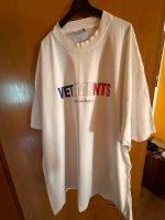 Vetements Global Edition T-Shirt M Bayern - Roth Vorschau
