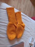 Gestrickte Socken  Größe ca 36 Hessen - Langgöns Vorschau