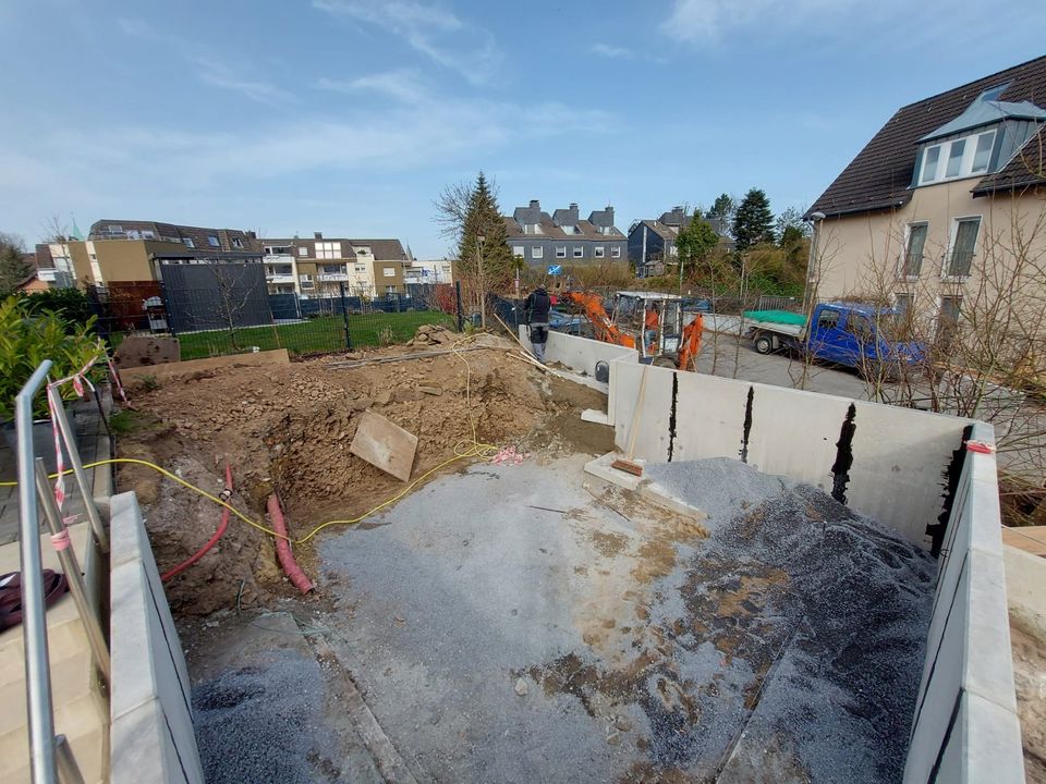 Erdarbeiten Baggerarbeiten Ausschachtung Pflaster Gartenarbeiten in Gelsenkirchen