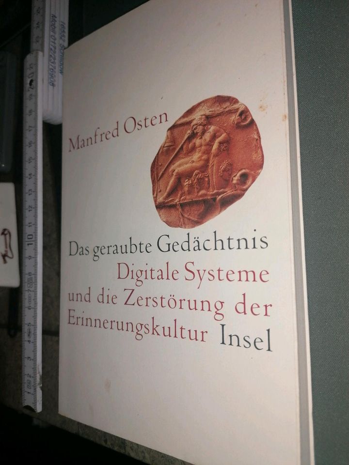 Das geraubte Gedächtnis Digitale Systeme Zerstörung Erinnerung in Berlin