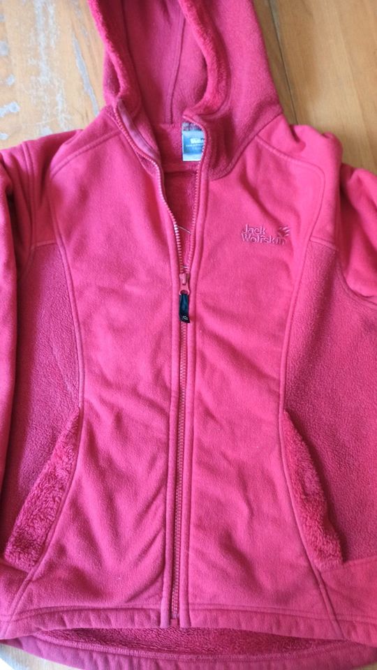 Jacke Jack Wolfskin Grösse 164 Mädchen in Meißen