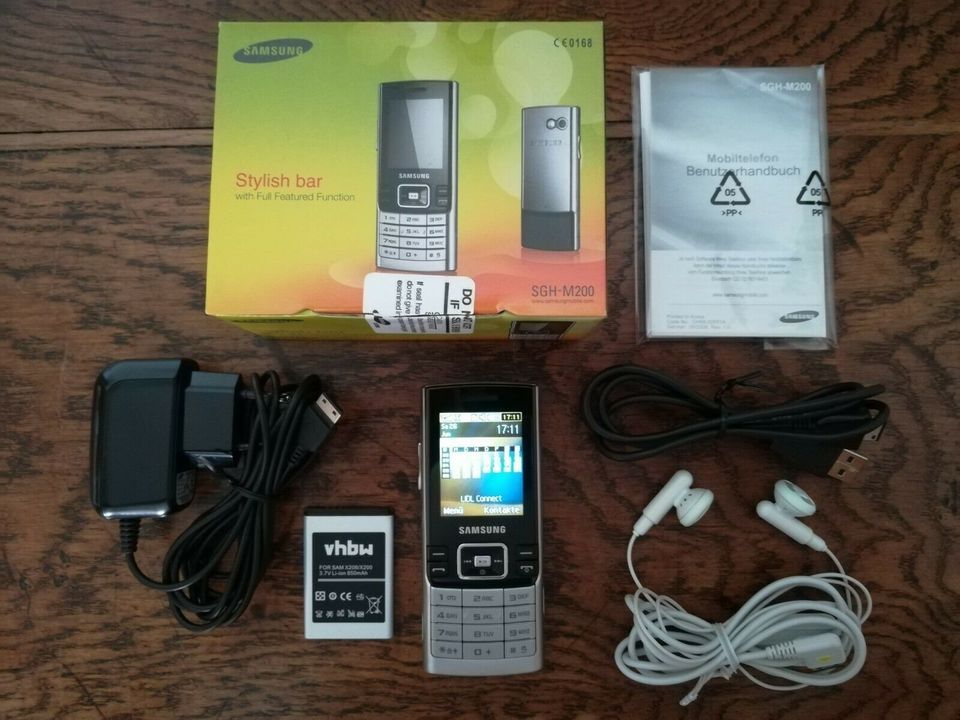 Samsung SGH M200 Titanium Silber, kein Simlock, neuer Akku in Leipzig