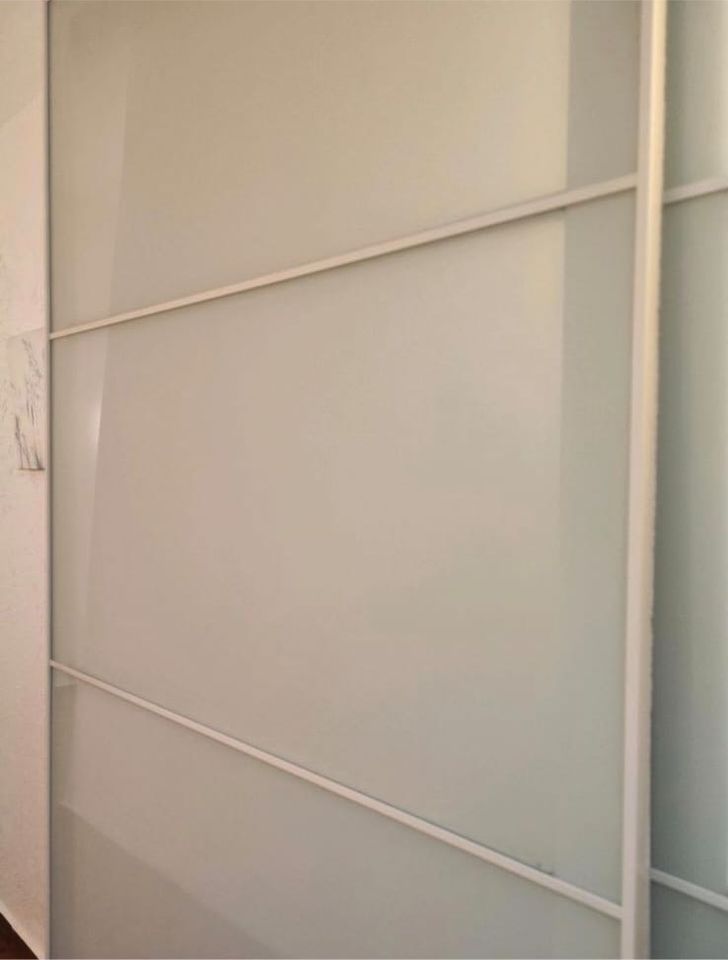 IKEA Pax Schiebetüren 2x2,36m weiß, Glaspaneele in Lohne (Oldenburg)