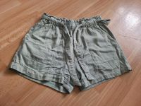 Mädchen kurze Hose, olive-grün, Gr.158/164!!! Sachsen-Anhalt - Staßfurt Vorschau