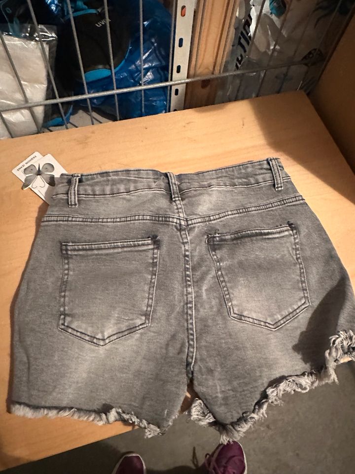 Jeans Hose neue in München