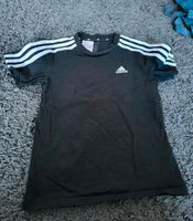 Adidas Shirt, 122 Niedersachsen - Bardowick Vorschau