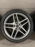 AMG Felgen mit Pirelli Runflat 245/45 R19 Baden-Württemberg - Karlsruhe Vorschau