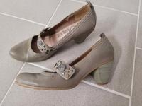 Pumps Schuhe grau Riemchensandalen 39 S.Oliver Halbschuhe Absatz Bayern - Miltach Vorschau