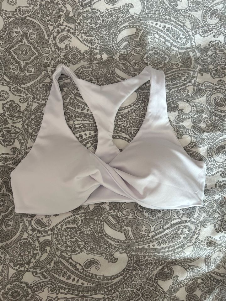 Sports bra in Asperg