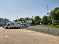 Stellplatz mit Stromanschluss für Wohnmobile/Campingfahrzeuge Nordrhein-Westfalen - Königswinter Vorschau