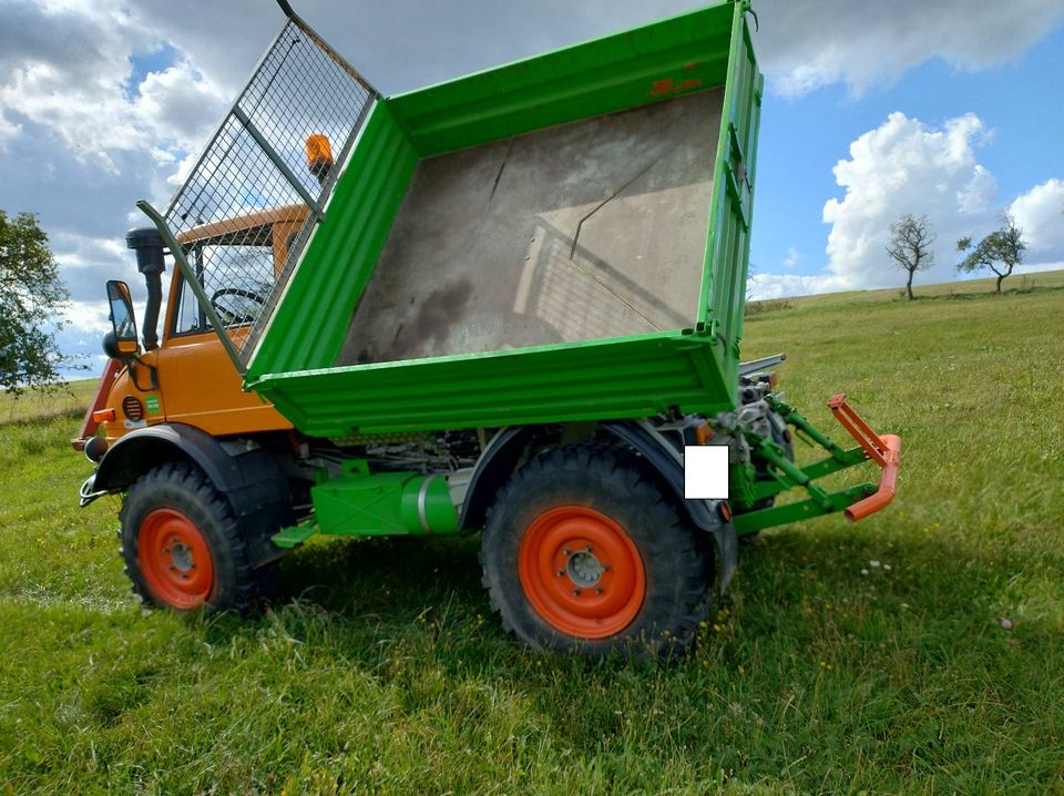 Unimog 403 mit Frontlader, Landw. Ausführung, mit Scheibenbremsen in Mohlsdorf