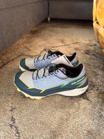 Salomon Sneaker Damen Gr. 39 1/3 Neu mit Etikett! NP:150€ Nordrhein-Westfalen - Krefeld Vorschau