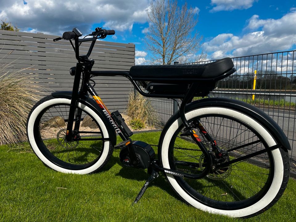 Ruff Cycles Biggie EBike Beach Cruiser Fatbike in Rendsburg