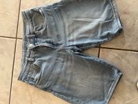 Jeans Shorts, kurze Hose von Zara Größe 164 blau Bayern - Pförring Vorschau