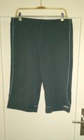 Adidas Sporthose halblang Gr.42/44 Laufhose kurz Capri-Hose Bayern - Illertissen Vorschau