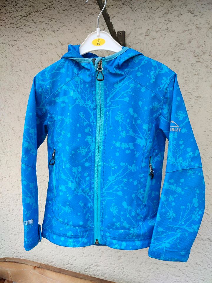 Softshelljacke blau, McKinley, Gr. 116, in Biebertal