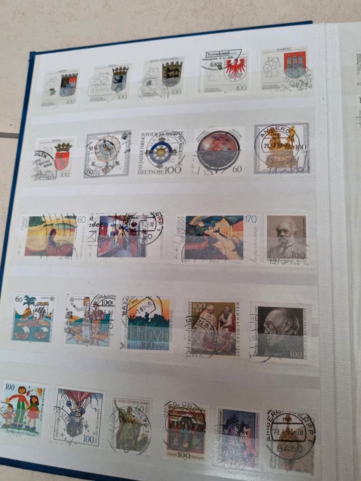 Briefmarken Sammlung plus Zubehör in Amberg