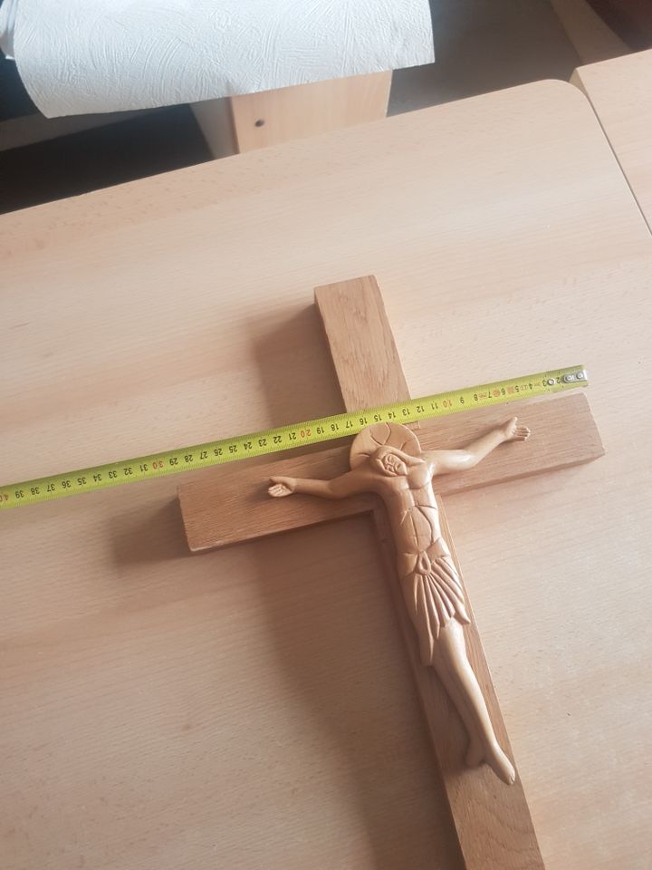 Wand Deko Massiv holz  Buche  Eiche  Hand arbeit  geschnizt in Schwalmstadt