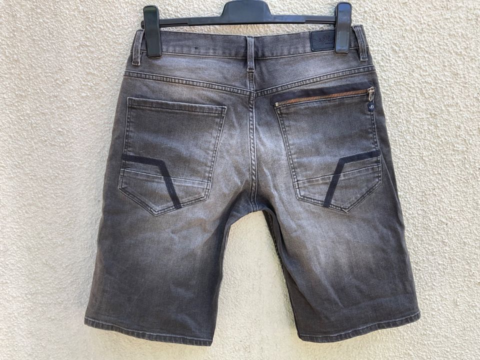 S. Oliver Bermuda Jeans Pete grau Größe W32 L34 in Nürnberg (Mittelfr)