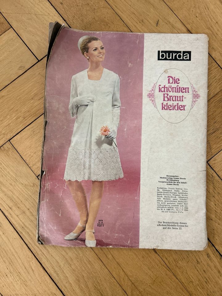 Burda Die schönsten Brautkleider von 1968 in Köln