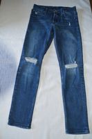 H & M Skinny Fit Jeans Hose in blau in Gr. 140 Niedersachsen - Harsum Vorschau