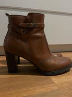 Braune Stiefeletten Düsseldorf - Grafenberg Vorschau