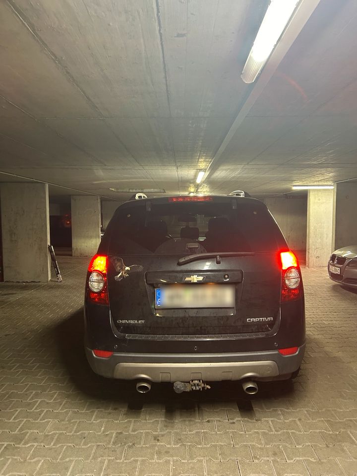 Chevrolet captiva 2.4 7 sitzer in Stuttgart