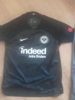 Eintracht Frankfurt tschirt und Hose Sachsen-Anhalt - Elbe-Parey Vorschau