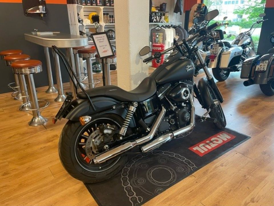 Harley Davidson Dyna Street Bob *5HD* in Osnabrück