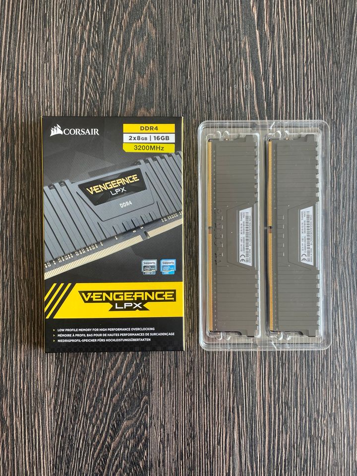 Corsair Vengeance LPX RAM DDR4, Arbeitsspeicher, 2x 8 GB in Hartmannsdorf