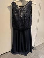 Dunkelblaues Abendkleid von Marie Lund Niedersachsen - Uelsen Vorschau