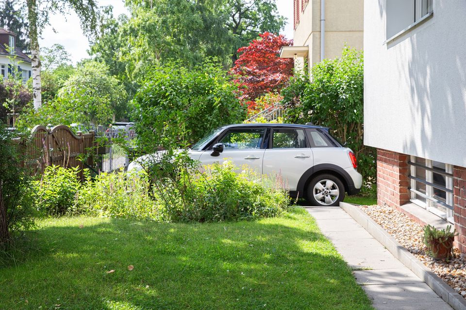 1A-Lage Zehlendorf: Energetisch saniertes, top gepflegtes 30er-Jahre-Haus m. großer Einliegerwohnung in Berlin