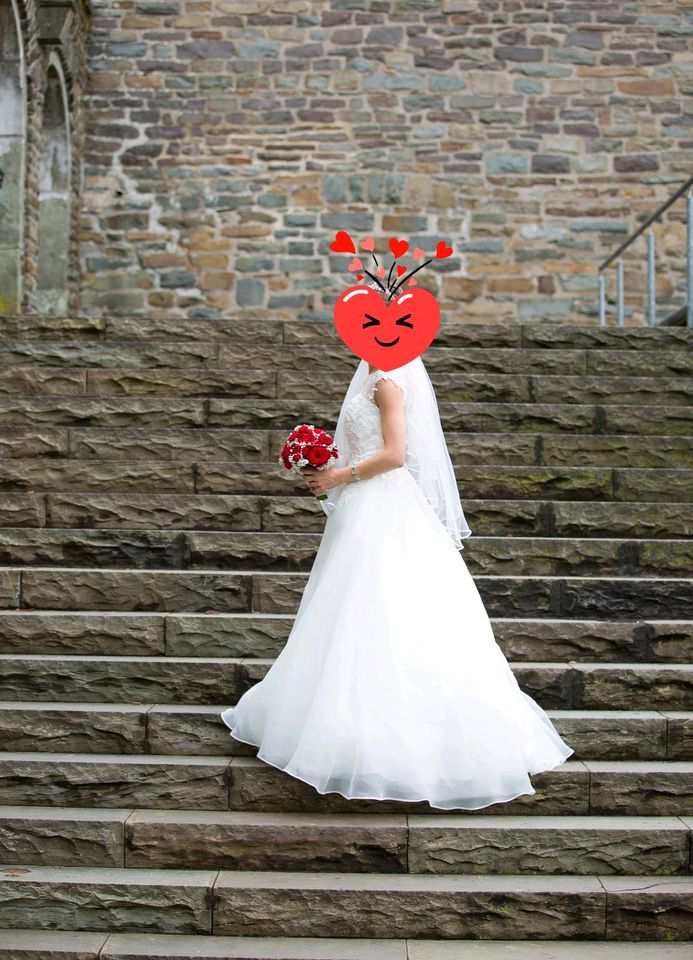 Brautkleid von Lohrengel in Lennestadt