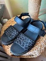 Dr. Martens Leder Sandalen mit Leoparden Prints Gr. 43 Niedersachsen - Braunschweig Vorschau