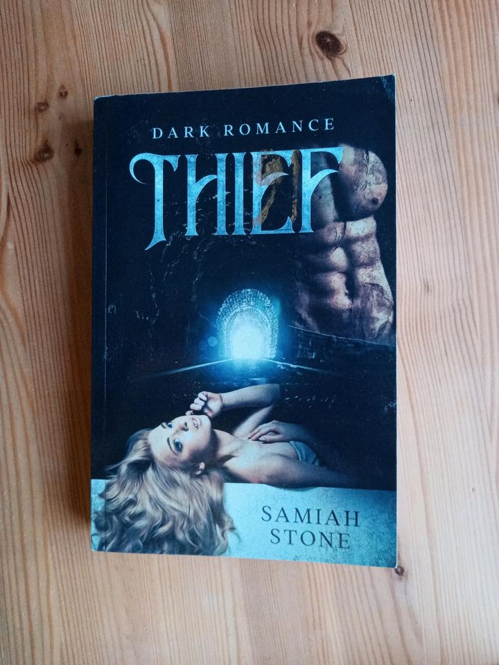 Roman Samiah Stone Thief Dark Romance signiert Lesezeichen Buch in Dresden