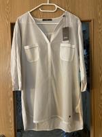 NEU Brax Bluse Gr. 42 / 50% Baumwolle und 50% Modal Bayern - Gmund Vorschau