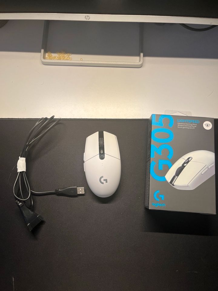 Logitech g 305 Wireless weiße Gaming Maus in Frankfurt am Main